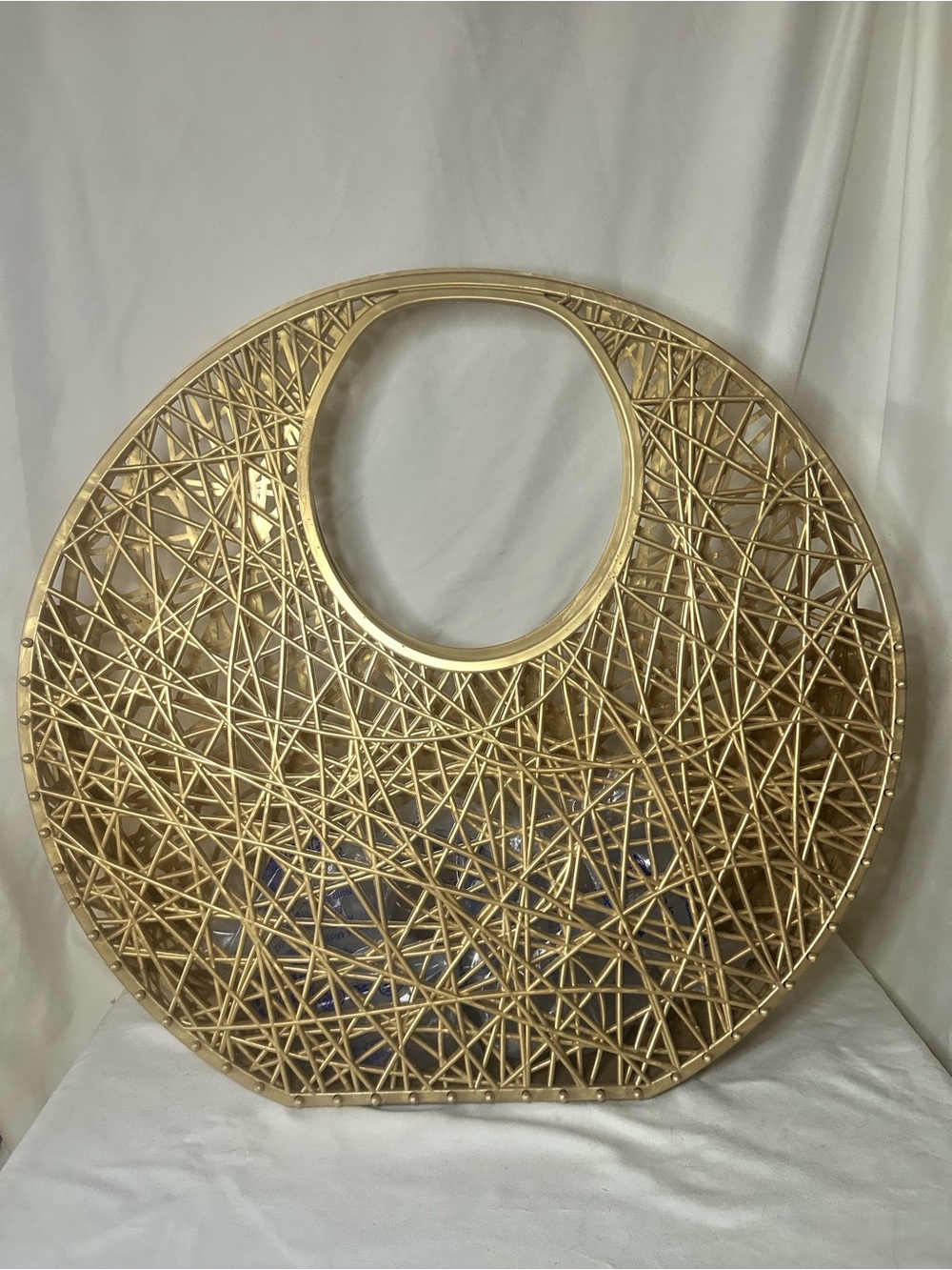 NWOT Melissa Gold Woven Circular Plastic handbag (Brazil) elegant and different